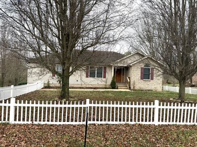 212 S Loop Dr