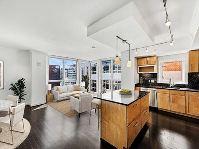 1025 1st St SE APT 906