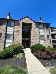 22 Woodland Hills Dr Suite 8
