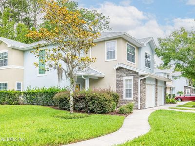 115 BAYBERRY Circle UNIT 301