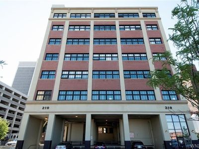 210 Ellicott St #202