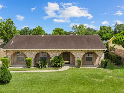 10507 Huntington Way Dr
