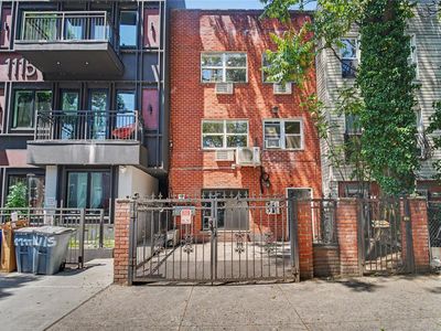 1117 Decatur Street