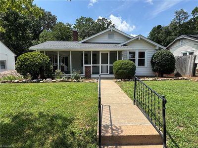800 S Sunset Dr