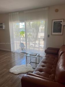 7720 Harding Ave APT 8