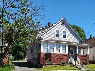 1025 Champlin Ave