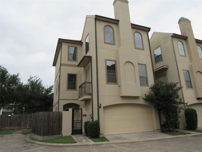 3034 Orchard Dr