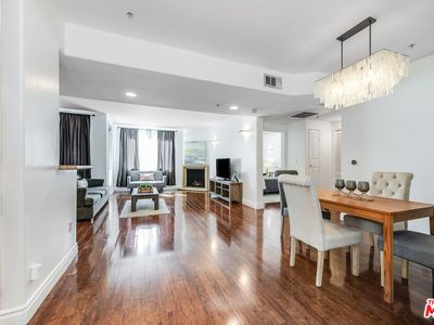 4724 Kester Ave UNIT 209