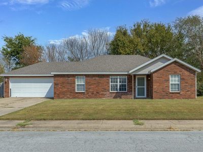 1312 Hackberry Pl