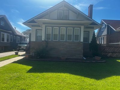 142 S 18th Ave