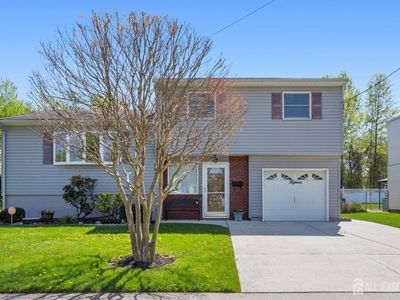 15 Pinho Ave