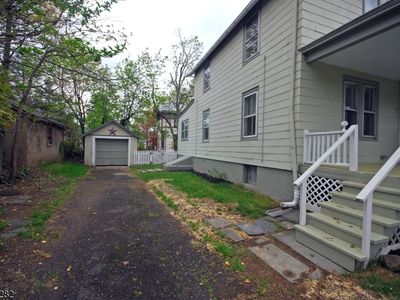 82 Linden Ave