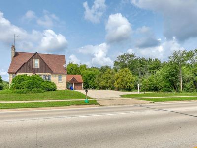 20060 W Greenfield AVENUE