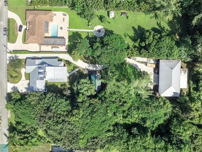 400 NE Farmington Dr