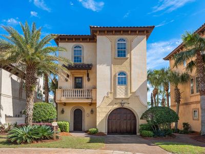 22 Saint Tropez Ct