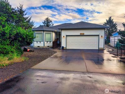 258 N Razor Clam Drive SW
