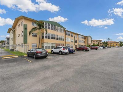 110 Royal Palm Rd APT 208