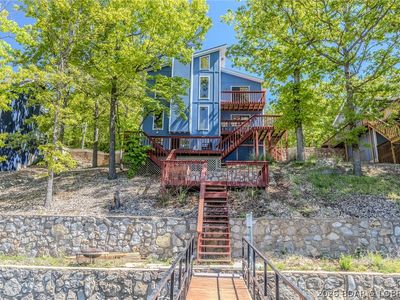 4 Huckleberry Hill Ct