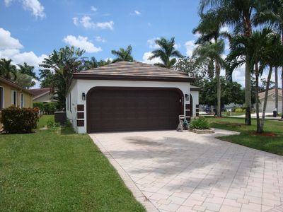 6407 Breckenridge Circle