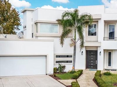 309 N Mockingbird Ave