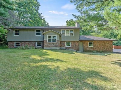 101 Saturn Dr