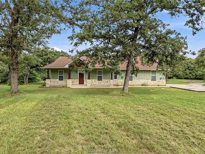 2033 Pauline Ln