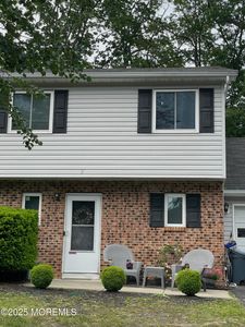2 Elizabeth Court
