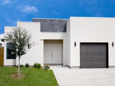 5706 Belle Dr 1 Plan, Gator Pointe