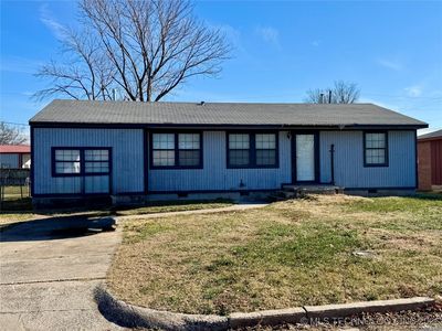 Property at 108 Maple St, Locust Grove, OK