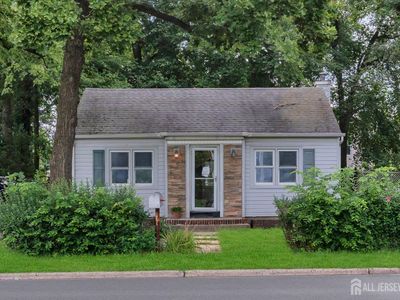719 Cliffwood Ave