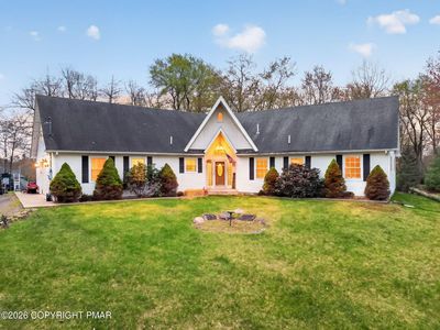 Property at 106 Lonely Wolf Ct, Long Pond, PA