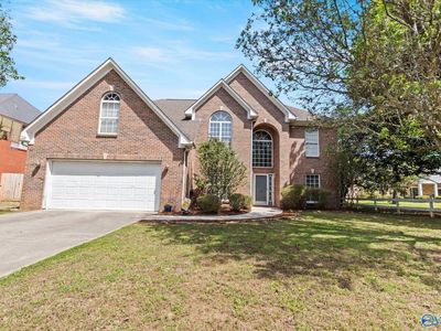 Property at 135 Cannes Dr SE, Brownsboro, AL