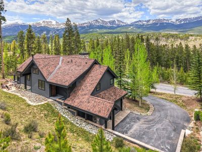 238 Highlands Drive