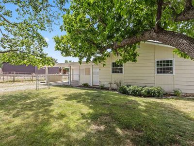 Property at 210 S Avis St, Absarokee, MT