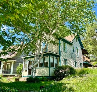 341 Lincoln Ave