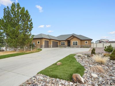 2042 Constitution Loop