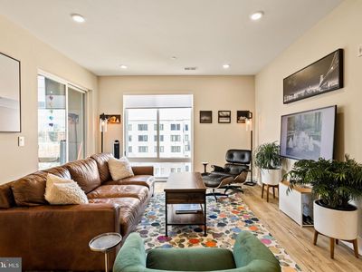 1148 N 2nd St #4B