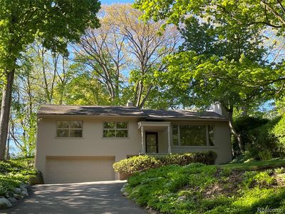 Property at 46151 Bloomcrest Dr, Northville, MI