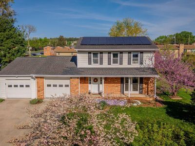 25 Emery St
