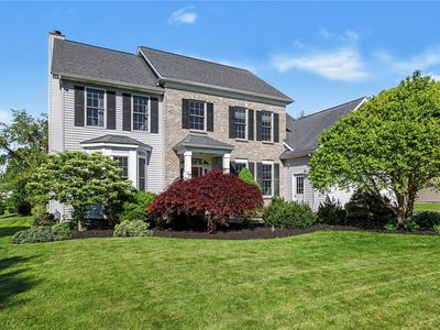 222 Gallant Fox Ln