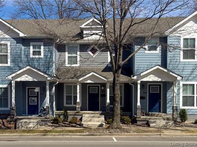 808 Vincennes Street