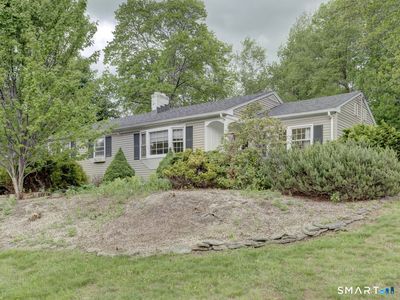 37 Dorothy Drive