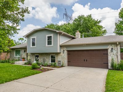 8015 Ridgegate East Dr