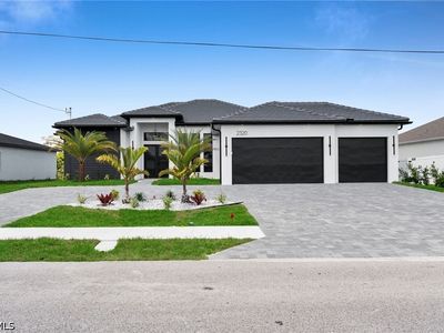 2320 SW 20th Ave