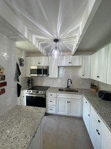 4817 Club Cir