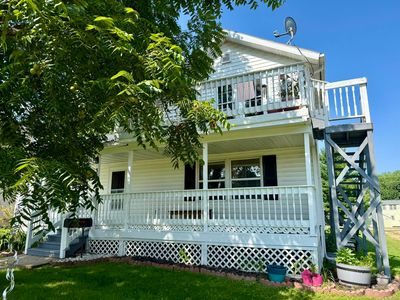 329 Hollister Ave