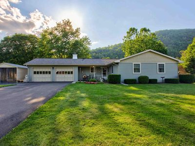 195 Plaza Rd