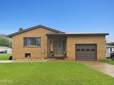 1004 Crawford Ave