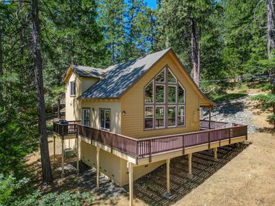 2746 Quartz Dr