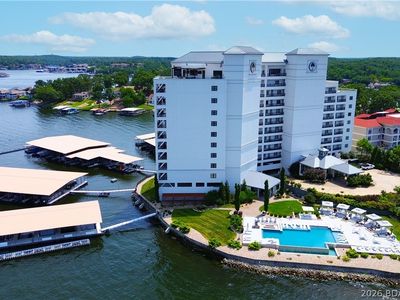 166 Captiva Dr #2E